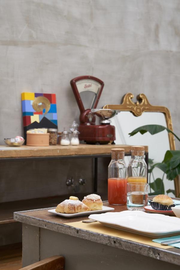 Palazzo Bevilacqua Napoli B&B Zewnętrze zdjęcie