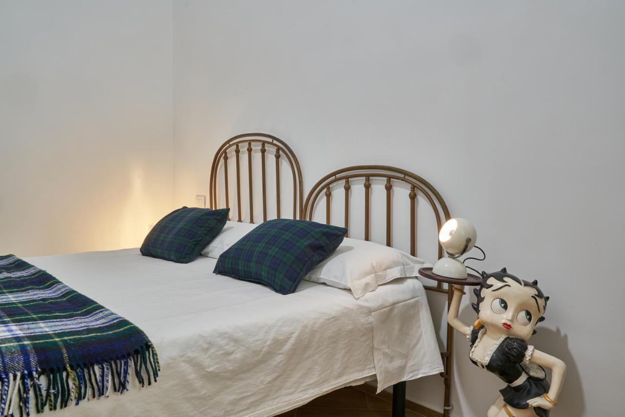 Palazzo Bevilacqua Napoli B&B Zewnętrze zdjęcie