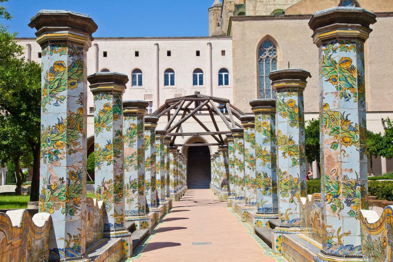 Palazzo Bevilacqua Napoli B&B Zewnętrze zdjęcie